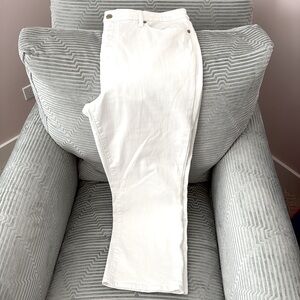 Talbots White Crop Flare, Five Pockets, Jeans. 2% Spandex. Size 16